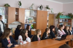 Валентина Коваленко у Чорнобаї зустрілася з членами учнівського наукового товариства «Еврика»