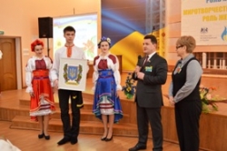 Олександр Вельбівець привітав учасниць програми миротворення в Україні