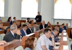 Друге пленарне засідання п’ятої сесії обласної ради вкотре перенесли