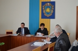 Постійна комісія обласної ради розглянула питання управління майном
