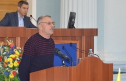 Депутати обласної ради провели позачергову сесію