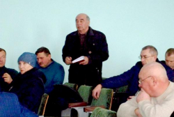 Депутати Шполянської районної ради передали шкільні автобуси в міську ОТГ