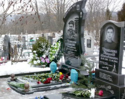 Канівці вшанували пам’ять загиблого депутата обласної ради, «кіборга» Анатолія Чупилки