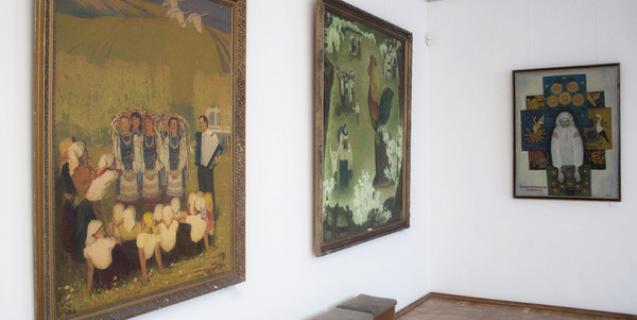 




В обласному музеї презентували виставку Народного художника України Василя Гуріна


