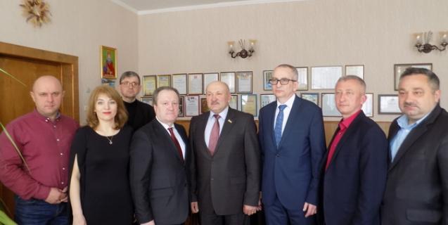 




Польська делегація на Кам’янщині вшанувала видатного композитора Кароля Шимановського


