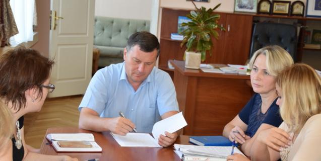




Валентин Тарасенко провів робочу нараду з керівниками комунальних некомерційних підприємств охорони здоров’я


