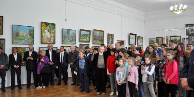 




Відкрито виставку творчих робіт Черкаської обласної організації  Національної спілки художників України



