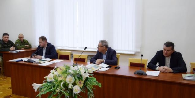 




Проведено засідання постійної комісії обласної ради з питань регламенту 


