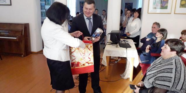 




Валентин Тарасенко привітав дітей школи-інтернату у день Святого Миколая


