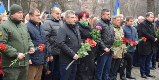 




Керівники обласної ради вшанували ліквідаторів аварії на ЧАЕС


