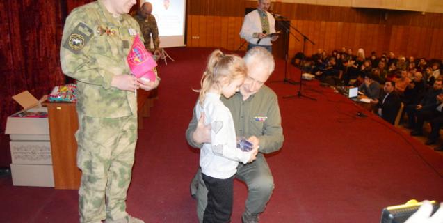 




У Черкасах проведено урочисту церемонію вручення оберегів «Батьківське серце» дітям загиблих воїнів АТО


