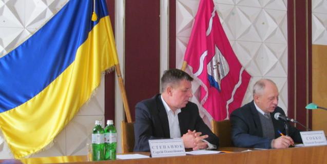 




На позачерговій сесії Черкаської районної ради окрім питань бюджету, майна депутати розглянули питання об’єднання громад


