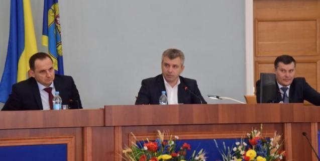 




Депутати обласної ради на сесії заслухали представників громадськості, висловили заяви і звернення від фракцій, ухвалили кадрові рішення та щодо комунальних підприємств і майна


