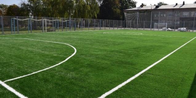 




У Шполянській громаді побудували, але не відкрили міні-футбольне поле


