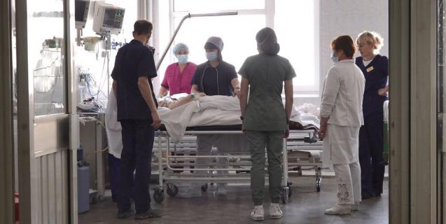 




Черкаська обласна лікарня працевлаштовує евакуйованих медиків


