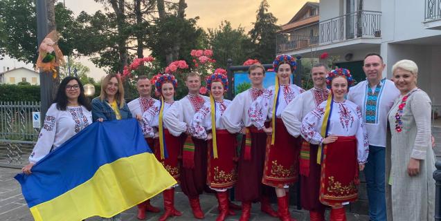 




Балетна група Черкаського народного хору Черкаської обласної філармонії представила Україну на фестивалі в Італії 


