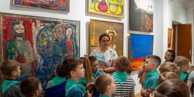 




Черкаський художній музей  запрошує дітей "подорожувати казками"


