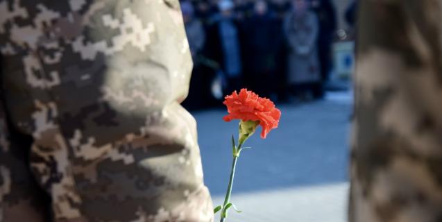 




Черкащани вшанували пам'ять загиблих під Дебальцевим


